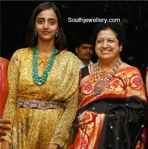 Lakshmi Pranathi and Shalini Nandamuri in Statement Jewellery Pranathi Nandamuri, Emerald Design, Saree Belt, Statement Gemstone Necklace, Function Dress, Jewellery Photo, Antique Necklaces Design, Fancy Jewelry Necklace, Jewellery Bridal