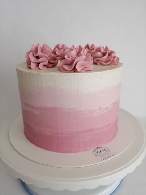 Pink Ombre Cake With Flowers, Pink Smash Cakes, Birthday Cake For Women Simple, Round Birthday Cakes, Ombré Cake, Pink Ombre Cake, Teen Cakes, White Birthday Cakes, 13 Birthday Cake