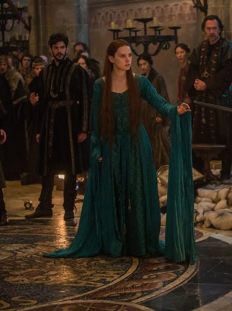 Ophelia (2019) Ophelia Movie Costumes, Fantasy Movie Costumes, Ophelia 2018 Costumes, Ophelia Costume, Ophelia Movie, Ophelia Dress, Historical Movies, Daisy Ridley, Star Wars Outfits