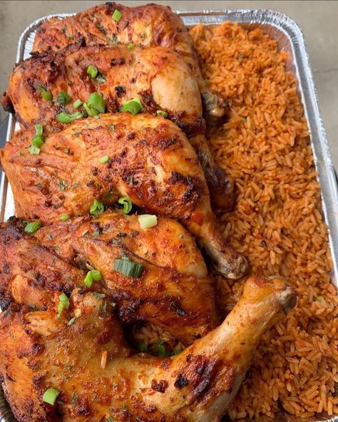 Rice And Grilled Chicken, Picnic Date Food, Nigeria Food, African Recipes Nigerian Food, Ghanaian Food, Amazing Food Platters, Rice Side Dish Recipes, African Cooking, Bistro Food