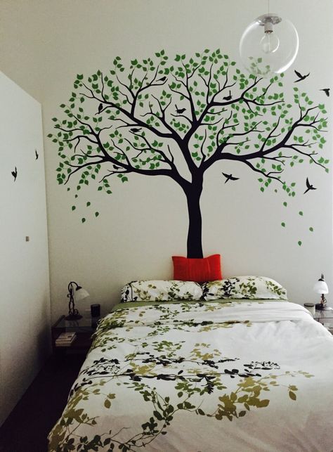 Tree wall painting