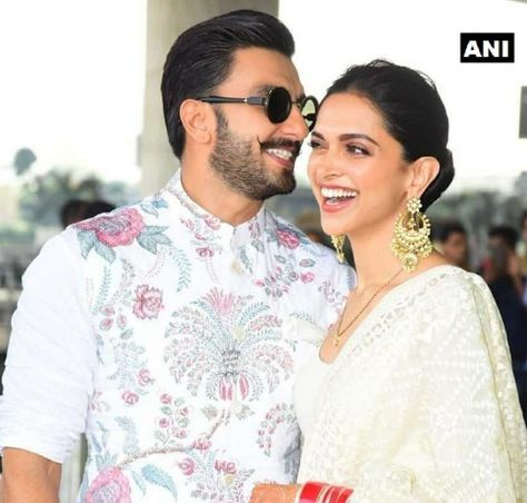 Deepika And Ranveer, Deepika Ranveer, Mens Indian Wear, Indian Groom Wear, Wedding Dresses Men Indian, Indian Couple, Mumbai Airport, Deepika Padukone Style, Bollywood Couples