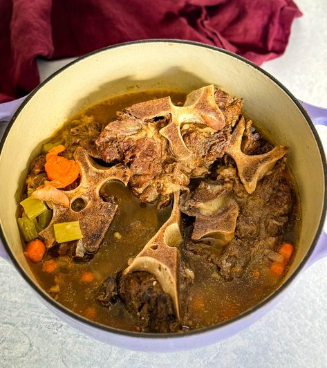 Beef Bone Stew, Neck Bone Soup Recipe, Beef Neck Bones Recipe, Neck Bones Recipe, Beef Soup Bones, Southern Collard Greens, Boiled Beef, Beef Stews, Keto Savory