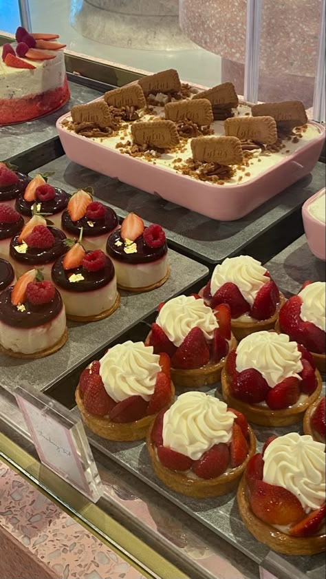 Deserts Aesthetic Food, Tempt Our Fate Aesthetic, French Deserts Aesthetic, Parisian Bakery Aesthetic, Bakers Aesthetic, Paris Bakery Aesthetic, French Pastries Aesthetic, French Desserts Aesthetic, Pastry Chef Aesthetic