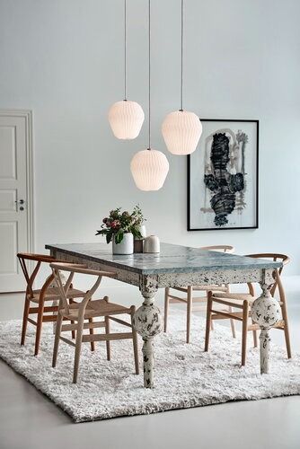 Copyright © Finnish Design Shop, 2004–2024. All rights reserved. Le Klint, Cosy Home, Suspension Design, Luminaire Design, Pendant Chandelier, Light Oak, Lampshades, Large Furniture, Soft Lighting