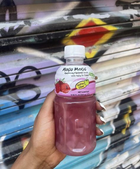 Mogu Mogu Drink, Boba Juice, Popular Korean Food, Aesthetic Boba, Raspberry Drink, Boba Recipe, Mogu Mogu, Korean Drinks, Coconut Jelly