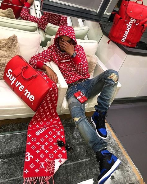 pintrest//babylaaa🍒 Supreme Outfit, Palace Streetwear, Hypebeast Outfits, Hypebeast Outfit, Supreme Hypebeast, Supreme Clothing, Hypebeast Clothing, Supreme Streetwear, Supreme Bape