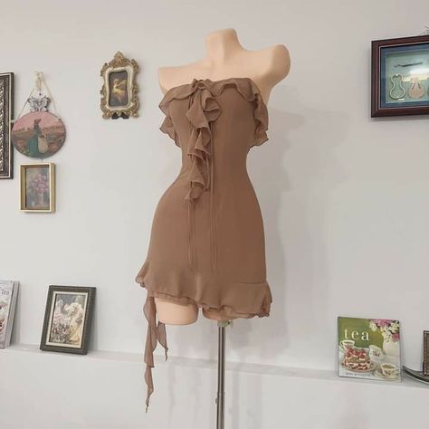 Creepy Cute Fashion, Tan Dress, Pretty Prom Dresses, Cute Comfy Outfits, Teenage Fashion Outfits, Stage Outfits, Kpop Outfits, Upcycle Clothes, Simple Dresses