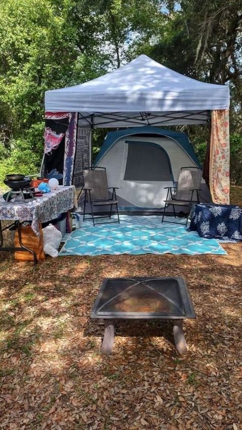 Camping Aesthetic Family Camping Trip Aesthetic, Festival Camping Setup, Tents Camping Glamping, 19th Bday, Cozy Camping, Tents Camping, Tent Camping Hacks, Camping Summer, Summer Hacks