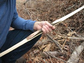 Sensible Survival: Build a Bamboo Survival Bow in 30 Minutes Homemade Bow And Arrow, Survival Bow, Homemade Bows, Make A Bow, Archery Bows, Archery Bow, Bow Arrow, Traditional Archery, Bushcraft Camping