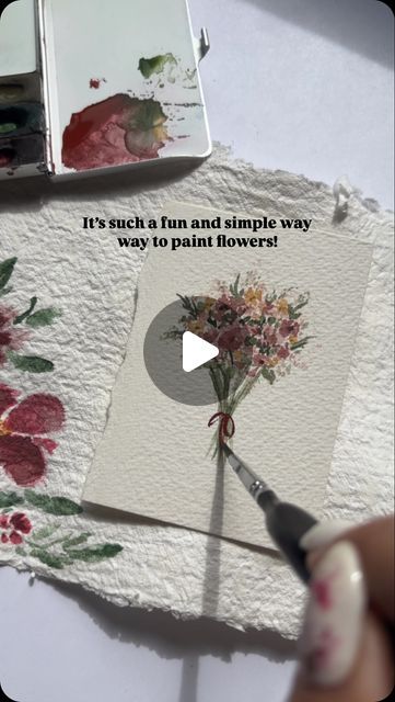 Bree Copley on Instagram: "If you don’t have a sponge in your watercolor kit, you are missing out! Here’s why you NEED to add sponges to your supply list ⬇️ plus a list of the supplies I used.   Sponges are a great addition to use alongside brushes. They are great for trees.(see my highlight bubble titled “ mini tutorials” to see that one) grass , add texture, and in this case flowers!  ⭐️ For this particular tutorial I prefer to apply the paint as little dots  to the paper , and then dab with the sponge OR you can dip the sponge directly into the paint and then dab it  on the paper. Either way works Just play around with it to get a feel of what method you prefer.   So what do you do with your painting when it’s done ?  Display it? Use it as a gift tag or card? Well  this one was a smalle Paint Cards Ideas, Watercolor Supplies, Watercolor City, Watercolor Flowers Tutorial, Watercolor Beginner, Watercolor Kit, Learn Watercolor, Watercolor Paintings For Beginners, Make Your Own Card