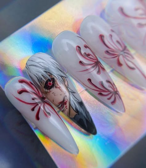 Anime Nail Inspiration, Anime Theme Nails, Maroon Halloween Nails, Manga Nail Art, Anime Inspired Nail Art, Spider Lily Nails, Short Anime Nails, Tokyo Ghoul Nails Designs, Inuyasha Nail Art