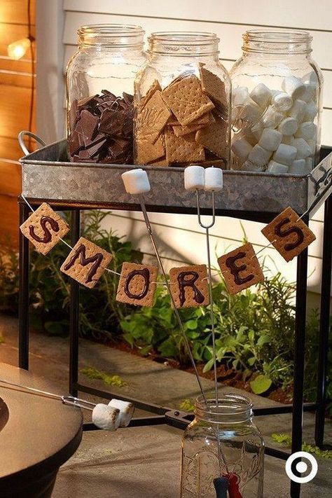 Fall Engagement Parties, Smores Bar, Idee Babyshower, Bonfire Party, Graduation Party Diy, S'mores Bar, Camping Party, Rustic Bridal, Graduation Diy