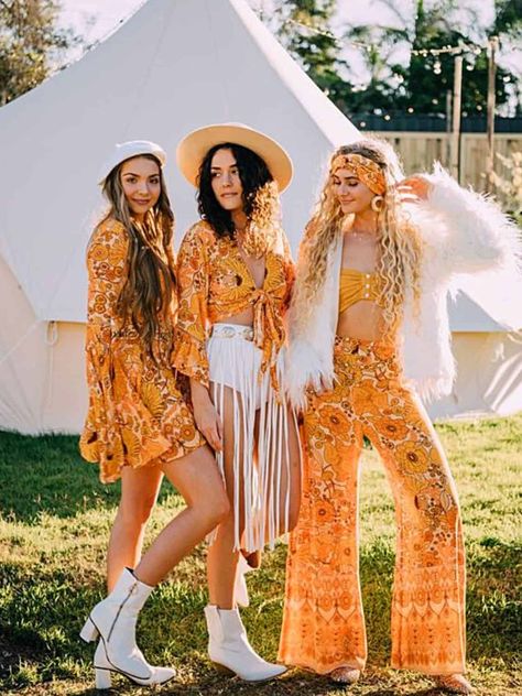 Flower Themed Party Outfit, Coachella Theme Outfits, Boho Disco Outfit, Desert Disco Outfit, Woodstock Theme Party Outfit, Boho Themed Party Outfit, 60s Theme Outfit, 70s Birthday Outfit, 60s Costume Ideas