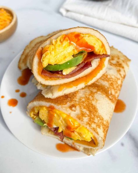 Healthy Bacon Egg and Cheese Pancake Burrito - Healthful Blondie High Protein Pancakes, Buttermilk Pancakes Fluffy, Spiced Carrots, Breakfast Burritos Recipe, Pancake Breakfast, Orange Muffins, Bacon Avocado, Cheese Pancakes, Bacon Egg And Cheese