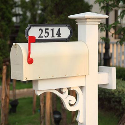 Dress up your mailbox with a customized address or house number plaque from Advantage Signs & Graphics. We have been producing high quality brass, bronze, and aluminum mailbox plaques since 1988. Us Mailbox, Copper Mailbox, Post Mailbox, Mailbox Flowers, Beautiful Mailbox, Mailbox Landscaping, Newspaper Holder, House Address Sign, House Plaques