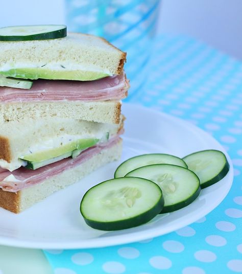 Garden fresh Avocado, Cucumber and Dill Mayo Ham Sandwiches on Pepperidge Farm Farmhouse™ Hearty White bread are the perfect picnic food! | Try this recipe and more with @kimbyers at TheCelebrationShoppe.com #SandwichWithTheBest #ad #picnic Dill Mayo, Perfect Picnic Food, Ham Sandwich, Avocado Cucumber, Honey Ham, Farmers Market Recipes, Cucumber Avocado, Dinner Sandwiches, Ham Sandwiches