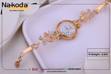 Gold Bangle Watch, Gold Jewellry, Bangle Watches, Bridal Silk Saree, Stylish Watches, Beaded Bracelets Diy, Gold Bangle, Gold Jewelry Fashion, Gold Design