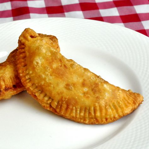 Fried Pies Fried Pies Recipe, Baked In Vermont, Happy Community, Fried Pie, Cozy Food, Newfoundland Recipes, Fair Foods, Fried Apple, Fried Apple Pies