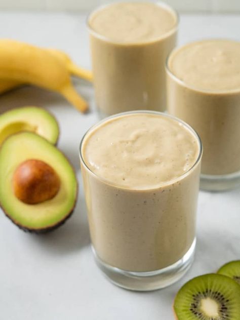 Potassium Power Smoothie - Patricia Bannan, MS, RDN Potassium Smoothie, Smoothie With Avocado, Healthy Avocado Smoothie, Protien Smoothies Recipes, Avocado Smoothie Recipe, High Potassium Foods, Potassium Foods, Low Carb Foods, Potassium Rich Foods