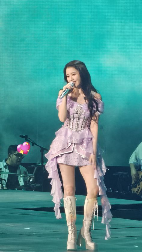 Iu Concert, Iu Dress, Iu Wallpaper, Lee Ji Eun, Iu Hair, Concert Dresses, Concert Photos, Fashion Top Outfits, Types Of Women