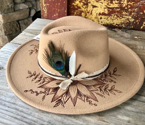 Ranch Hats For Women, Burning Hat Ideas, Decorated Felt Hat, Wood Burning Felt Hats Diy, Wood Burn Hat Design, Burned Hat Design Ideas, Burning Hat Designs, Hat Burning Ideas Simple, Decorating Hats Ideas