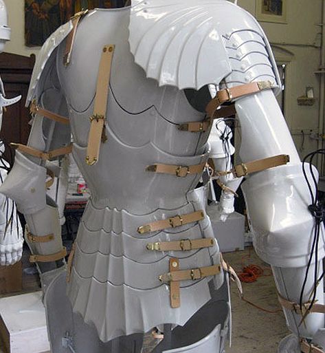 If It's Hip It's Here | The latest in global design and creativity Knights Armor, 15th Century Armor, Photography Home Decor, Costume Armour, Century Armor, Historical Armor, Photography Home, Knight Armor, Arm Armor