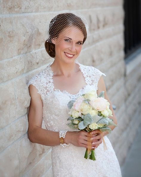 Birdcage veil with pearls wedding bandeau veil small | Etsy Birdcage Veil Wedding, Veil With Pearls, Pearl Headpiece Wedding, Cage Veil, Beige Hair, Crystal Crown Wedding, Blusher Veil, Pearls Wedding, Wedding Veil Accessories