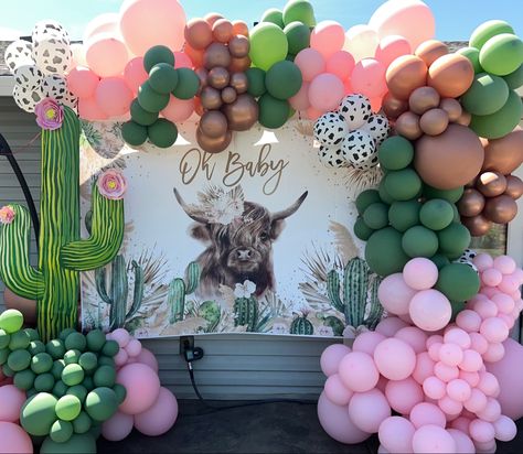 Highland Cow Birthday Theme, Western Baby Nursery Girl, Boho Cowgirl Baby Shower Ideas, Baby Shower Cactus Theme, Western Baby Shower Ideas Girl, Highland Cow Baby Shower Theme, Cowgirl Baby Shower Theme, Cowgirl Birthday Party Decorations, Western Baby Nurseries