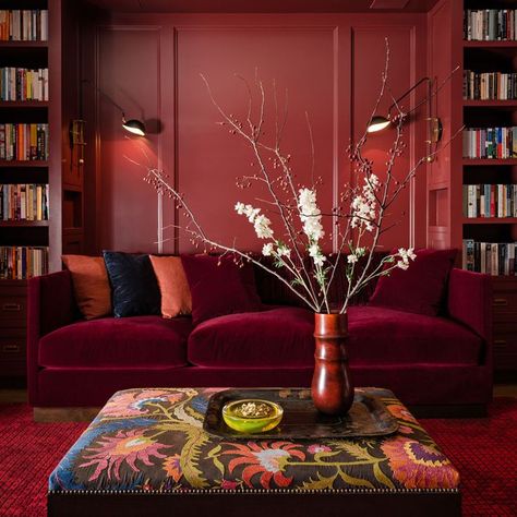 Red Living Room Decor, Red Interior Design, Red Living, Red Couch, Living Room Red, Red Sofa, Red Rooms, Red Decor, Red Interiors