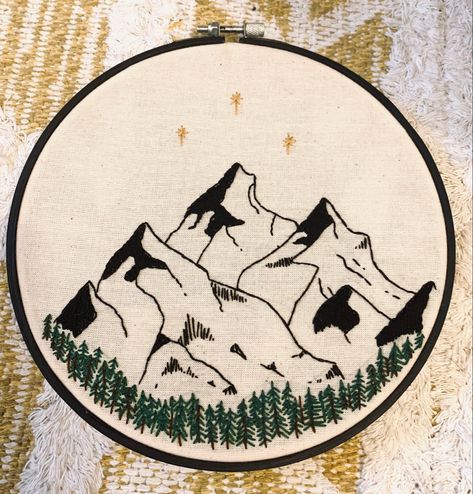 A court of thorns and roses, acotar, mountains, embroidery , stars, scenery ,landscape embroidery , Velaris embroidery A Court Of Thorns And Roses Embroidery, Scenery Embroidery Designs, Embroidery Designs Landscape, Acotar Embroidery Designs, Mountain Scene Embroidery, Embroidery Designs Mountains, Acotar Mountain Art, Mountain Hand Embroidery, Acotar Embroidery Pattern