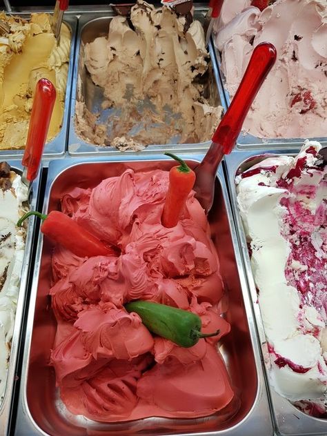 Worlds most spiciest ice cream Spicy Ice Cream, Food To Eat, Best Photo, Recipes Food, Ice Cream, Meat, Cream, Media