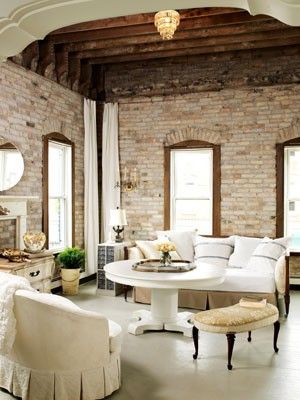 Restful-Room-Country-Living Cream City Brick, Brick Room, Interior Design Minimalist, Exposed Brick Walls, Loft Living, Brick Walls, Style Deco, Design Del Prodotto, A Living Room