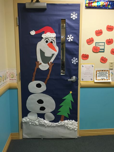 Olaf Christmas Door Frozen Christmas Door Decorating Contest, Christmas Disney Door Decorations, Frozen Door Decorations For School, Olaf Door Decorations For School, Olaf Door Decoration, Christmas Door Decorating Contest Schools Easy, Olaf Christmas Door, Olaf Christmas Decorations, Olaf Classroom Door