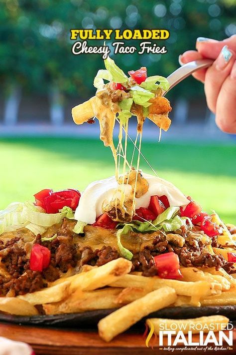 Taco Fries, Slow Roasted Italian, Onion Ring, Yummy Salads, The Slow Roasted Italian, Menu Planner, Fries Recipe, Ooey Gooey, Quick Dinner Recipes