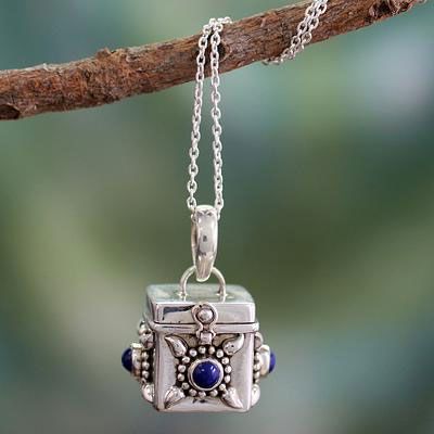 Mother's Day Gifts That Give Back Gold Diamond Heart Necklace, Silver Diamond Necklace, Heart Necklace Diamond, Locket Necklace, Silver Pendant Necklace, Turquoise Jewelry, National Geographic, Lapis Lazuli, Ring Verlobung