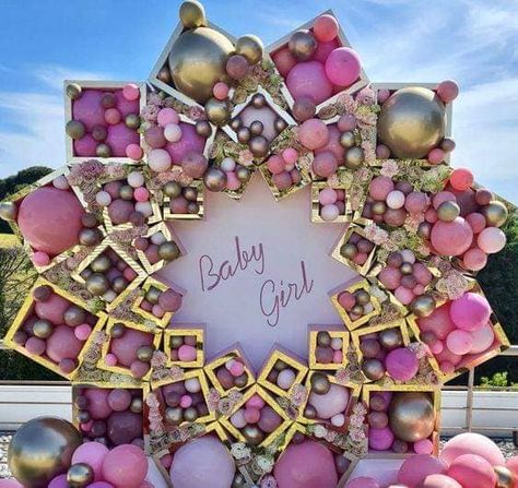 ideas for decorating balloons on a... - Elegantcreator.com Ballons Decoration Ideas, Party Balloons Diy, Balloon Designs, Simple Birthday Decorations, Gold Party Decorations, Balloon Display, Balloon Crafts, Baby Shower Girl, Diy Balloon Decorations