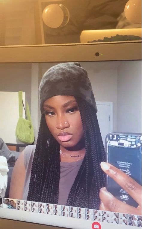 #fashion #aesthetic #beanie #knotlessboxbraids #makeup #blackgirl #college Beanie With Box Braids, Makeup Blackgirl, Beanie Hairstyles, Cool Beanies, Beanie Outfit, Wig Hat, Cute Simple Outfits, Fashion Aesthetic, Scarf Hairstyles