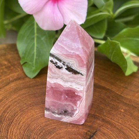 Pink Chakra, Pretty Crystals, Witch Wand, Crystal Vibes, Love Energy, Crystal Geode, Calcite Crystal, Quartz Cluster, Chakra Crystals