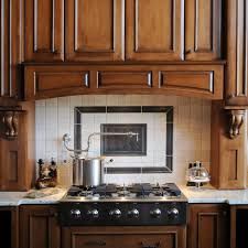 How to turn your Kitchen into a Masterpiece with Corbels - Inviting Home Brown Maple Kitchen Cabinets, Kitchen Floors Ideas, Kitchen Island Corbels, Mahogany Kitchen, Golden Kitchen, Kitchens Traditional, Traditional Decor Southern, Types Of Kitchen Cabinets, Floors Ideas