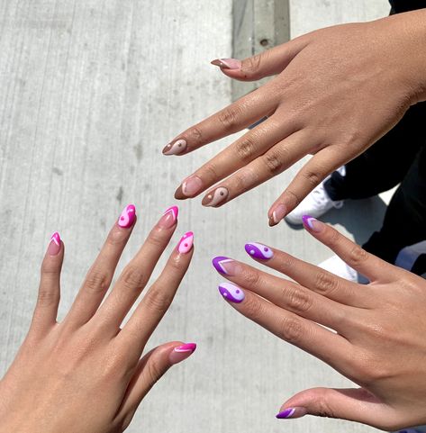 Trio Matching Nail Designs, Matching Nails For 3 People, Matching Nails For 3 Friends, Trio Nails Ideas, Nails For 3 Friends, Matching Valentines Nails With Bestie, Nail Inspo For Best Friends, Nails To Do With Your Bestie, Trio Nail Ideas