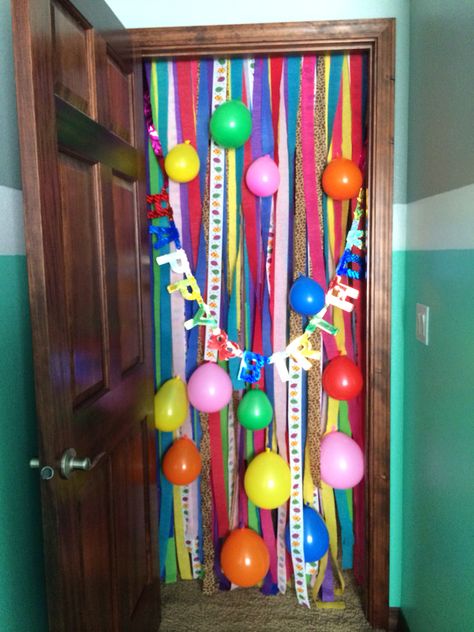 Birthday Bedroom Door Decorations, Bedroom Door Birthday Decorations, Birthday Door Decorations, Bedroom Door Decorations, 18th Party, Birthday Streamers, 6th Birthday Girls, Birthday Deco, Birthday Door