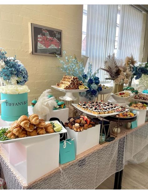 Tiffany And Co Theme Party Decor, Tiffany And Co Bridal Shower Ideas, Tiffany And Co Party Decorations, Tiffany Themed Birthday Party, Tiffany And Co Theme Party, Breakfast At Tiffanys Birthday Theme, Tiffany And Co Party, Boho Breakfast, Teacher Appreciation Breakfast