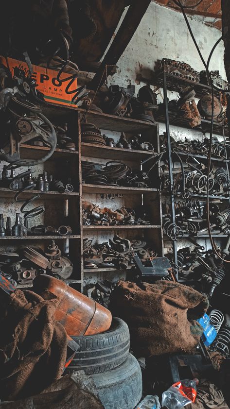 Mechanic Tools Aesthetic, Motor Shop Aesthetic, Diesel Mechanic Aesthetic, Female Auto Mechanic Aesthetic, Auto Repair Shop Aesthetic, Repairman Aesthetic, Car Workshop Aesthetic, Mechanic Astetic, Mechanic Woman Aesthetic