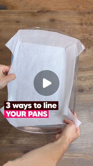 How To Line A Pan With Parchment Paper, How To Fold Parchment Paper For Cake Pan, Baking Tricks, Baking Chart, Baking Techniques, Cookist Wow, Recipe Hacks, Amazing Food Hacks, Cake Liner