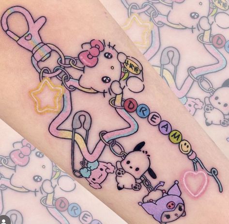 Kawaii Tattoo Black Skin, Kawaii Finger Tattoo, Keychain Tattoo Designs, Kawaii Tattoo Sleeve, Harajuku Tattoo, Creepy Cute Tattoo, Keychain Tattoo, Sanrio Tattoos, Kawaii Tattoos