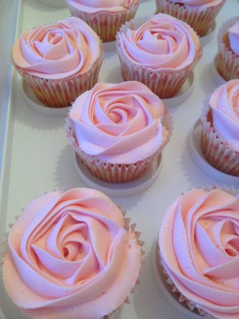 Cupcakes Decoration Rose, Baby Pink Cupcakes, Pink Rose Baby Shower Ideas, Baby Shower Cupcakes Girl Pink, Cupcake Baby Shower Girl, Light Pink Cupcakes, Baby Shower Cupcakes Girl, Pink Baby Shower Cupcakes, Pink Rose Cupcakes