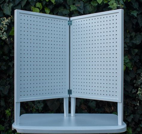 Pegboard Table Display, How To Set Up A Jewelry Display Table, Table Top Shelf Display, Foldable Pegboard Display, Portable Display Ideas, Peg Board Display Craft Show, Tabletop Pegboard Display, Pegboard Display Diy, Table Top Pegboard Display