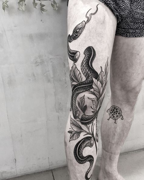 Done at @blackrabbitprague #snaketattoo #dotworktattoo #blackart #blxckink #blackworkerssubmission #tabuns Knee Tattoos Women, Alex Tabuns, Knee Tattoos, Snake Tattoo Design, Tattoo Flash Sheet, Tattoos Women, Knee Tattoo, Dot Work Tattoo, Snake Tattoo