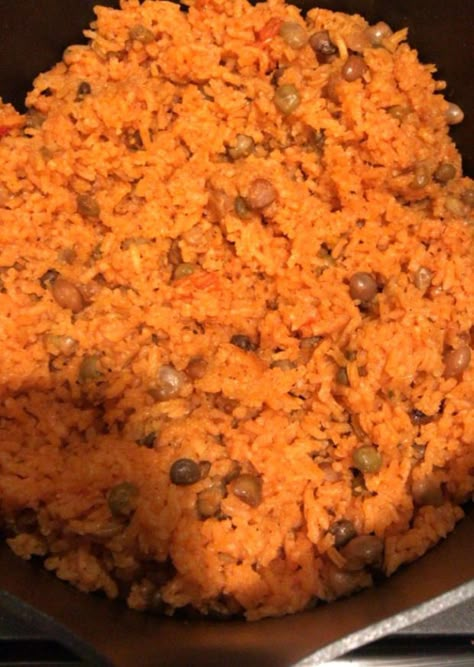 Rice And Beans Recipe Puerto Rican, Puerto Rican Recipes Rice, Rice And Pigeon Peas, Puerto Rican Rice, Spanish Rice And Beans, Recetas Puertorriqueñas, Rice And Beans Recipe, Spanish Rice Recipe, Puerto Rican Cuisine